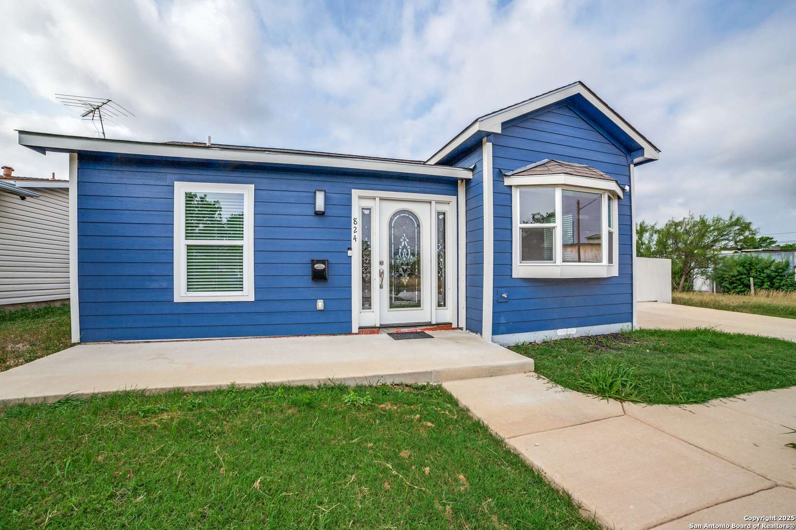 San Antonio, TX 78212,824 Elmwood