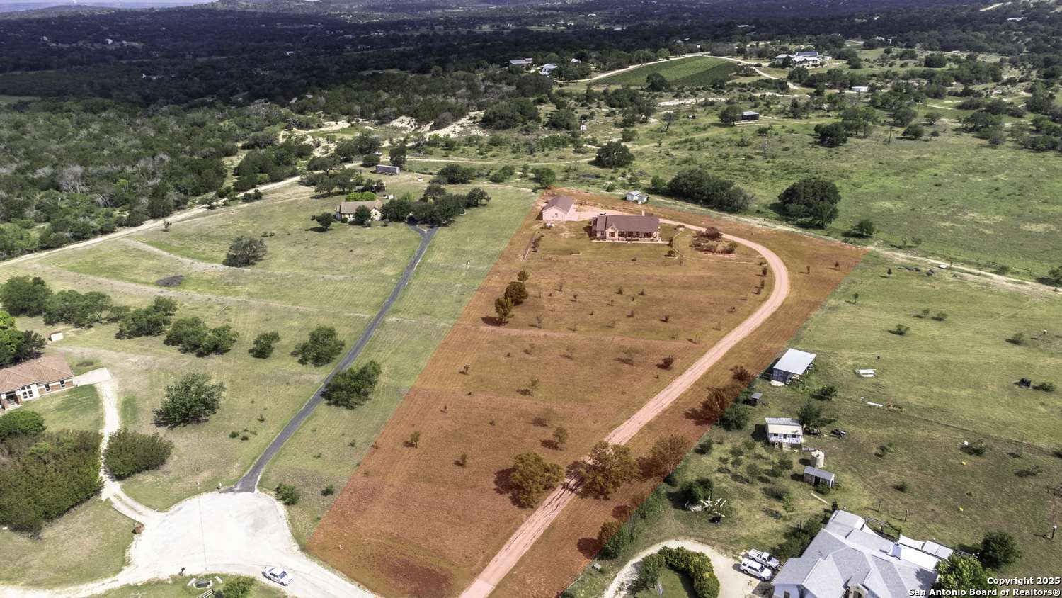 Center Point, TX 78010,187 Tracks Trail