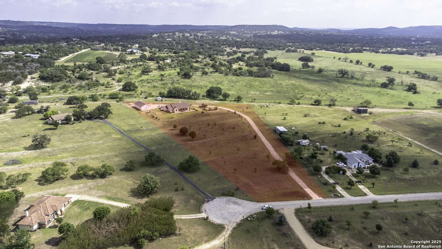 Center Point, TX 78010,187 Tracks Trail