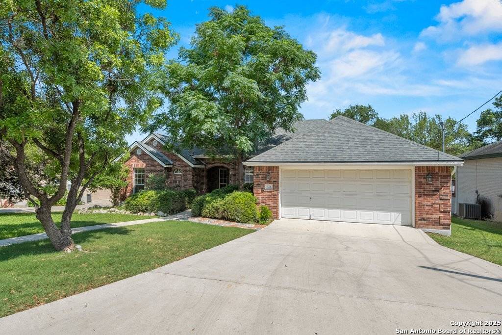 New Braunfels, TX 78130,424 Mount Joy