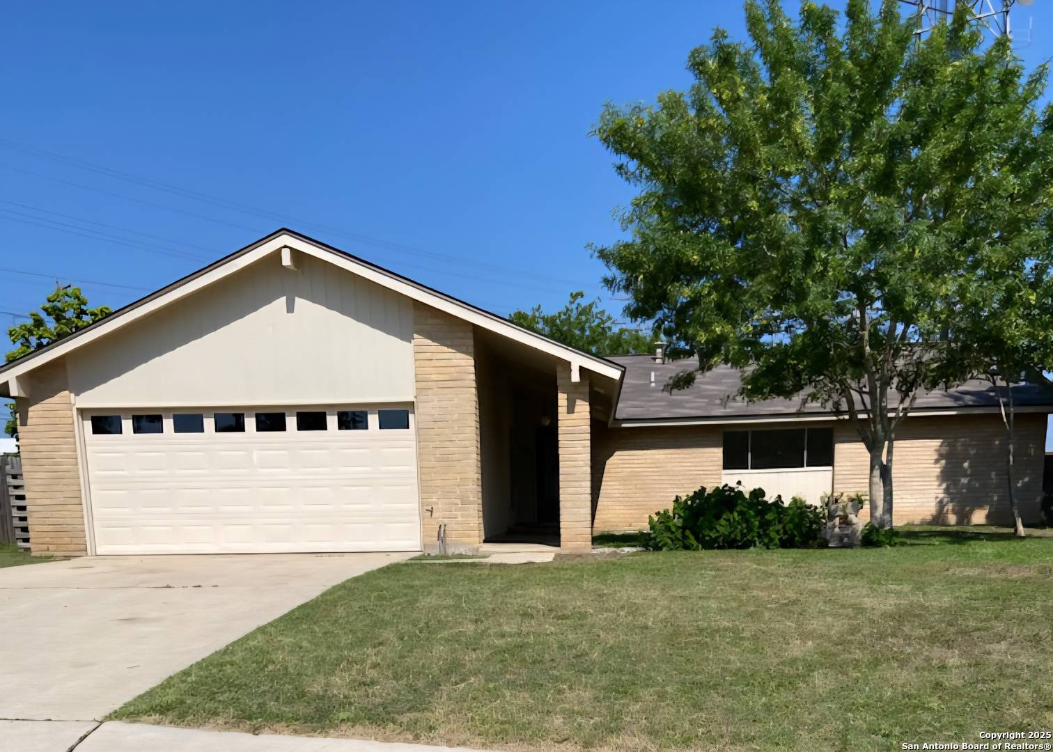 Live Oak, TX 78233,7401 Old Spanish Trail