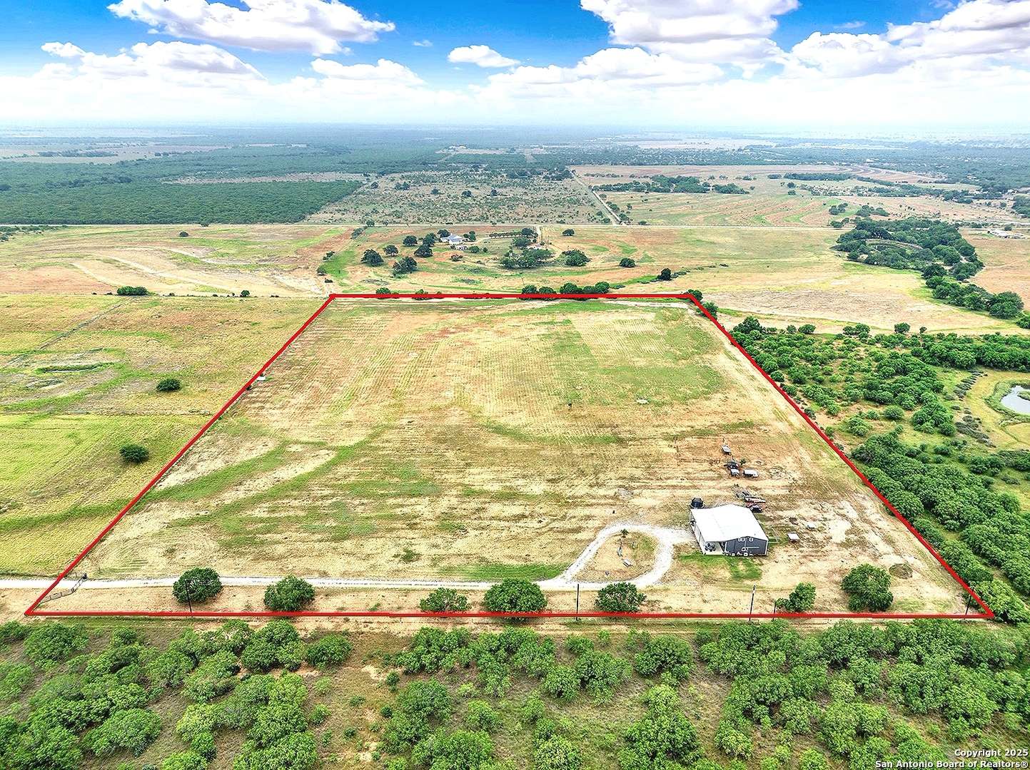 Floresville, TX 78114,757 Joy