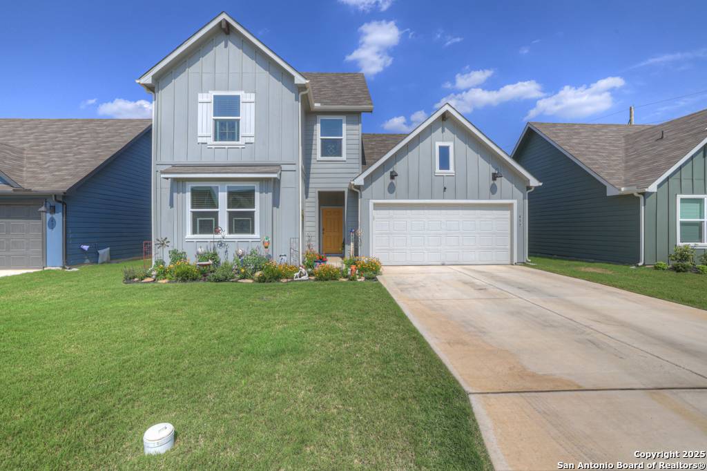 Seguin, TX 78155,437 Signe