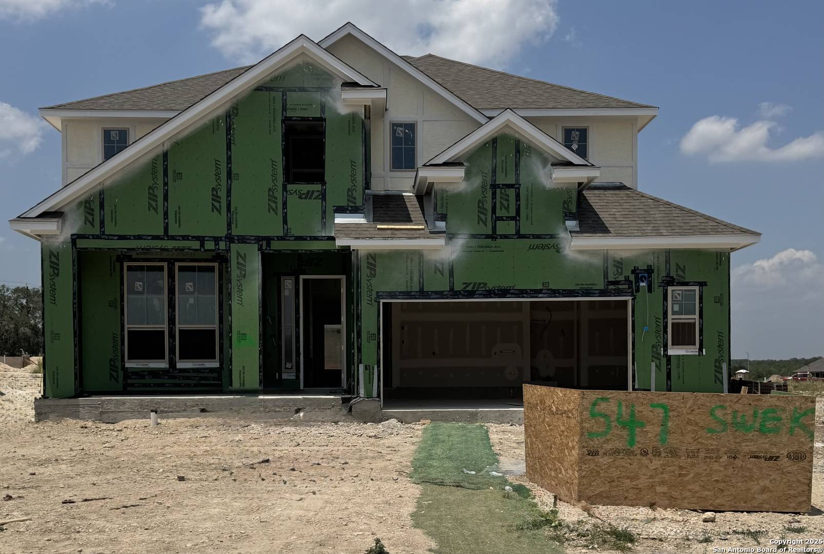 Castroville, TX 78009,547 White Oak