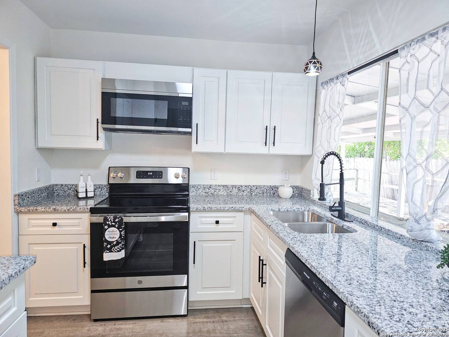 San Antonio, TX 78244,6606 Lake Glen