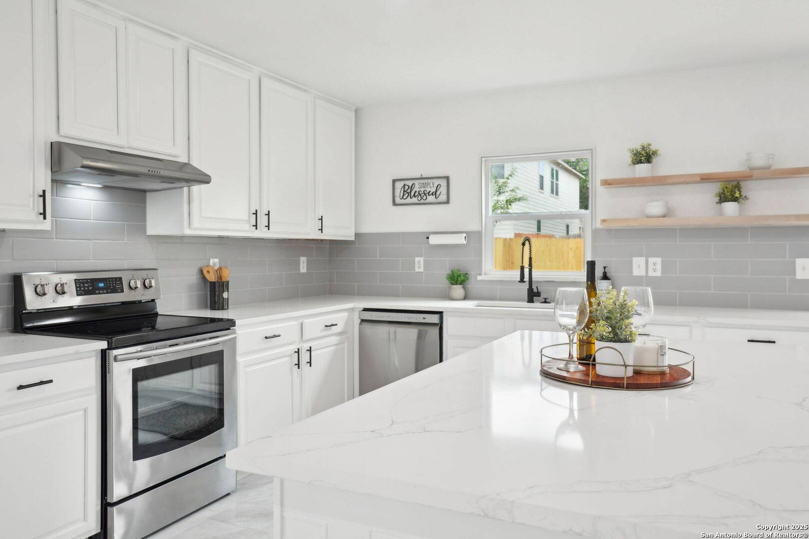 San Antonio, TX 78245,242 Butternut