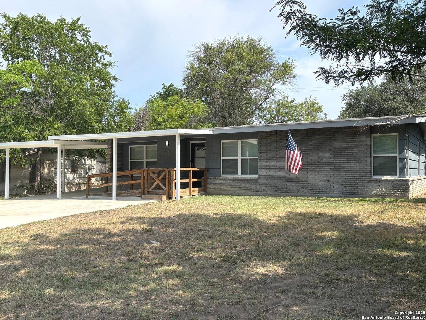San Antonio, TX 78218,527 Artemis