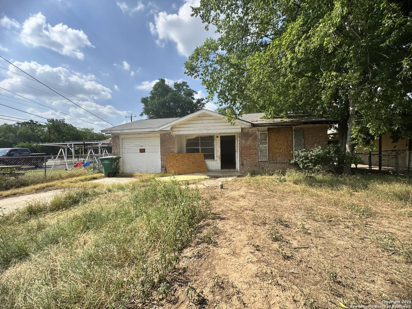 San Antonio, TX 78220,607 Dorie St