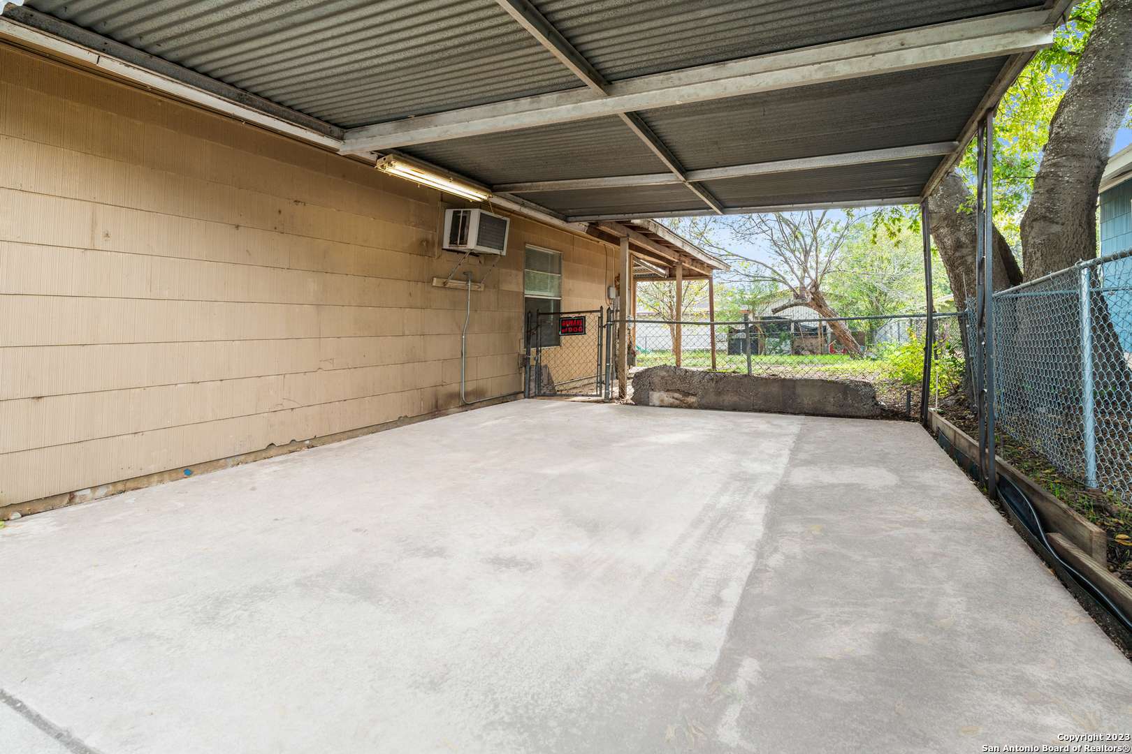 San Antonio, TX 78242-2602,5710 BROKEN LANCE ST