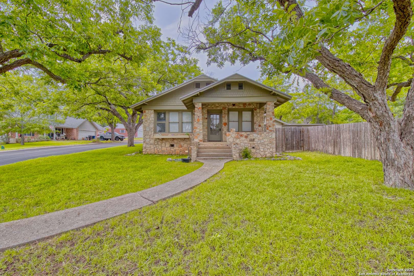 New Braunfels, TX 78130,8 Wildwood Trail
