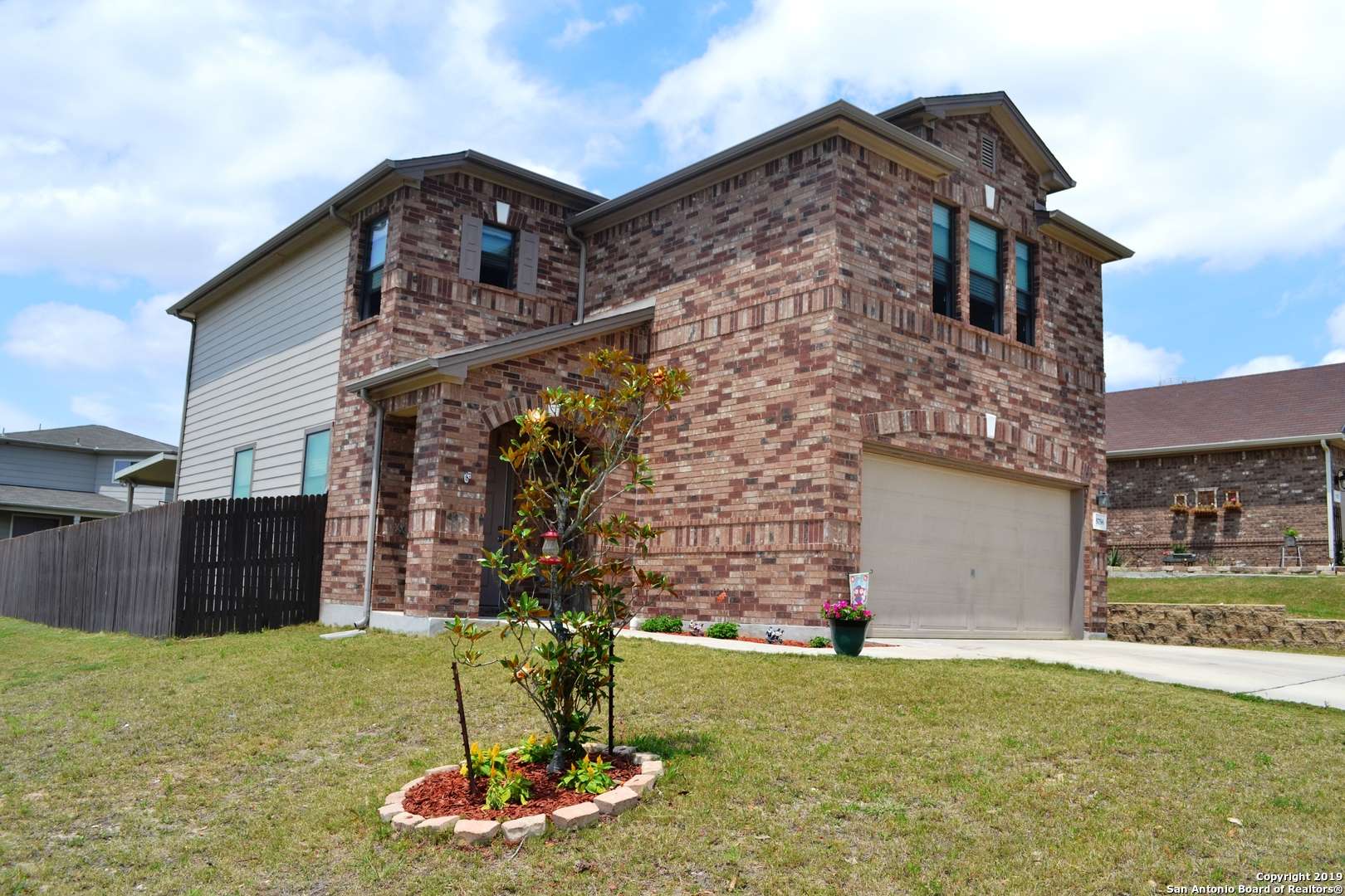 Schertz, TX 78108-2395,5756 PING WAY