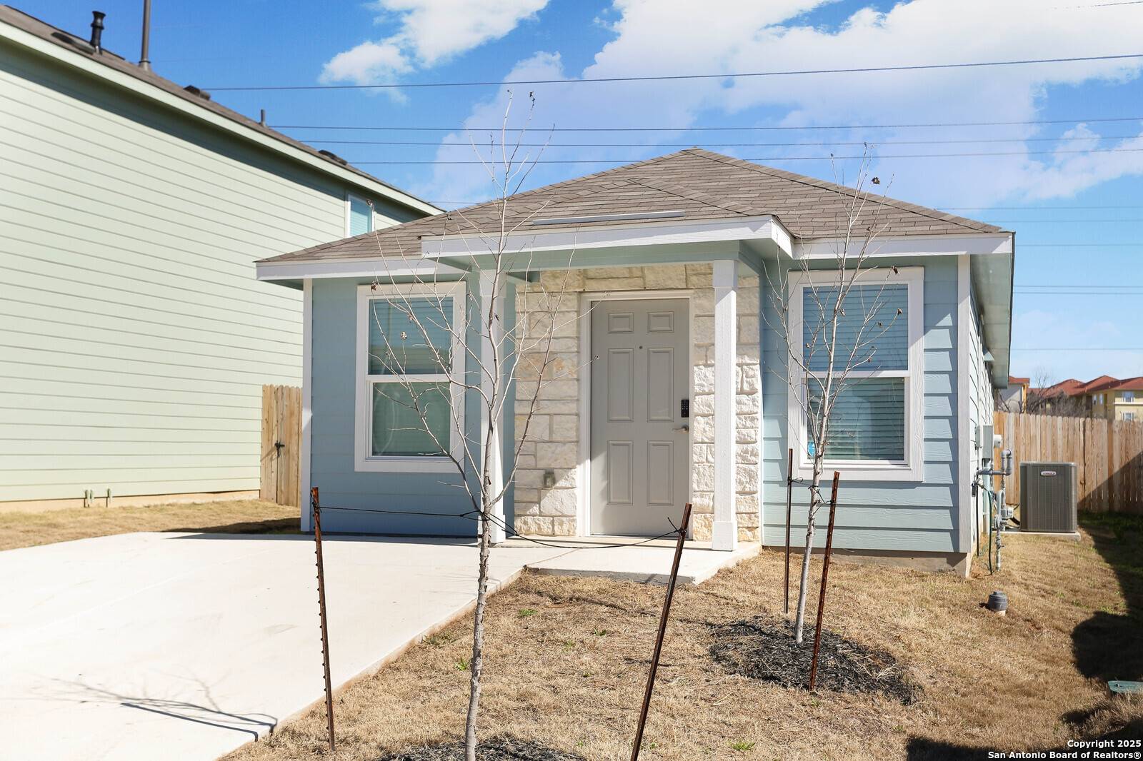 San Antonio, TX 78211,9454 tarbutton