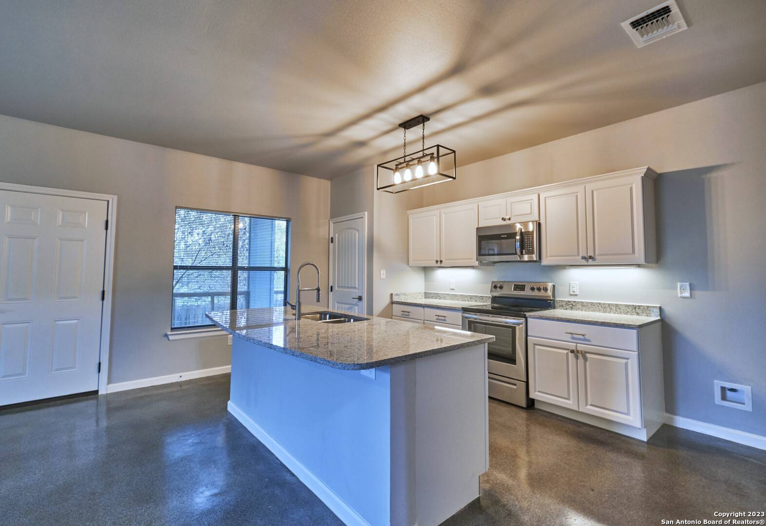 San Antonio, TX 78210,1620 Peck Ave UNIT A-101