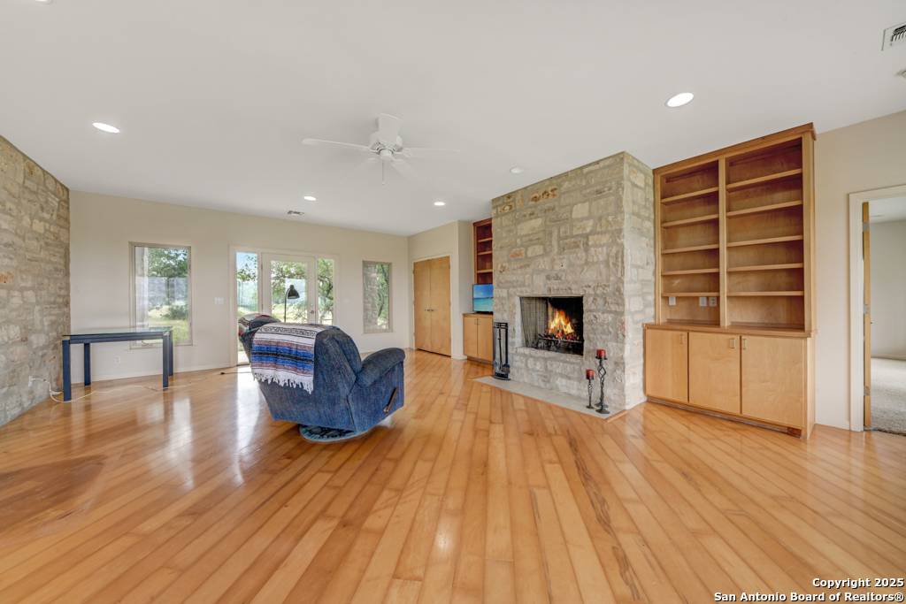 Johnson City, TX 78636,306 fieldstone