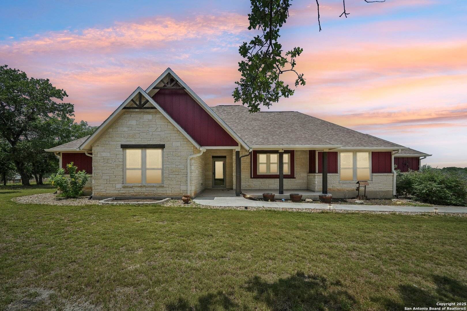 Seguin, TX 78155,4049 Hickory Forrest