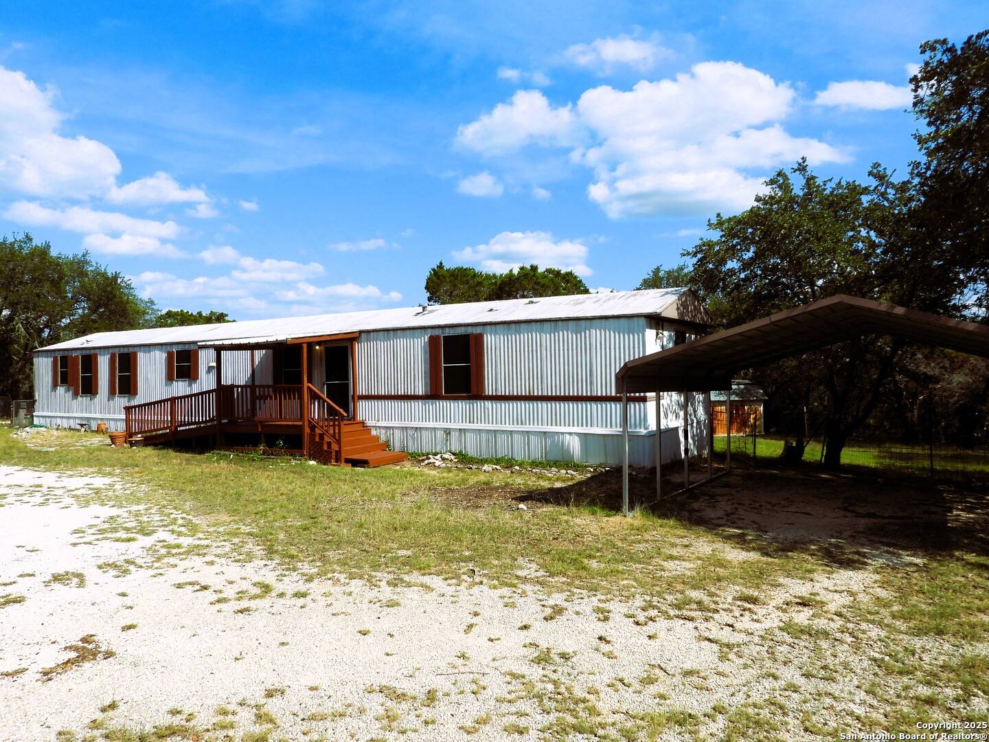 Lakehills, TX 78063,753 Upland Road