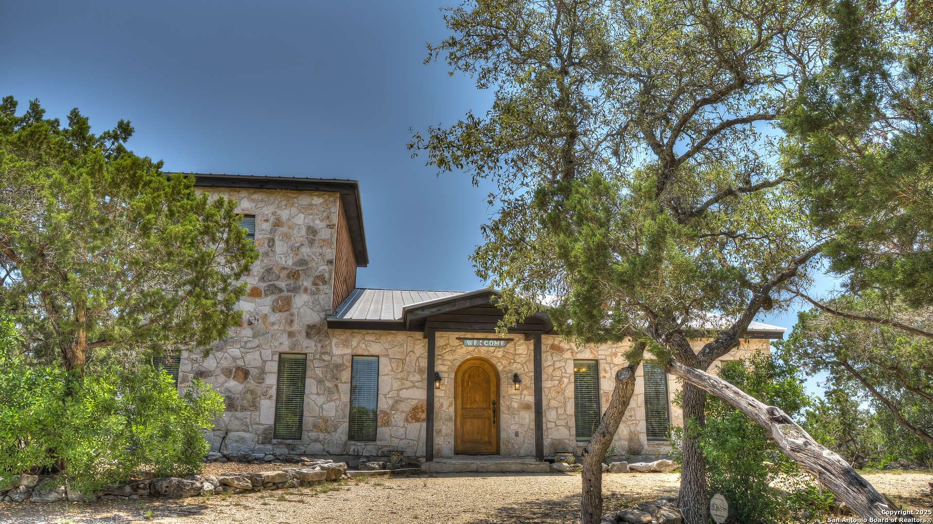 Concan, TX 78838,700 Cat Claw Mountain
