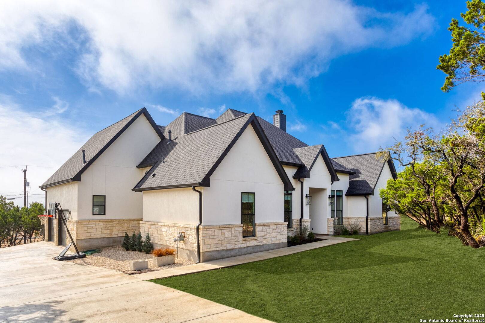 Boerne, TX 78006-5239,27501 BOERNE MIST
