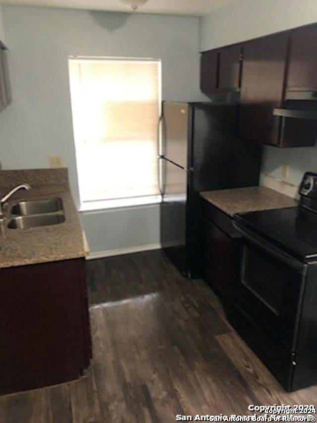 San Antonio, TX 78201-3557,1811 FRESNO