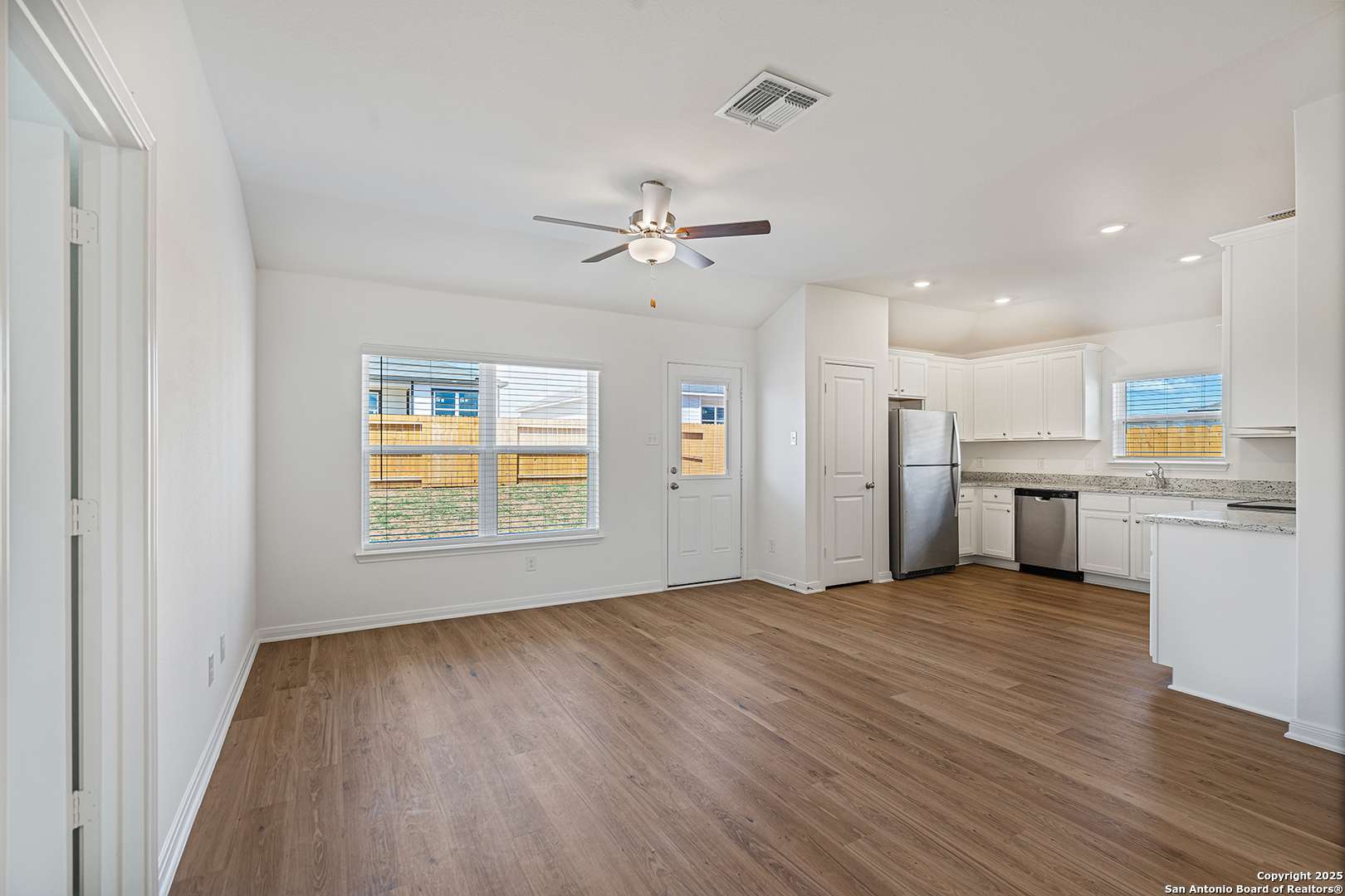 Lytle, TX 78052,16044 Imes Way