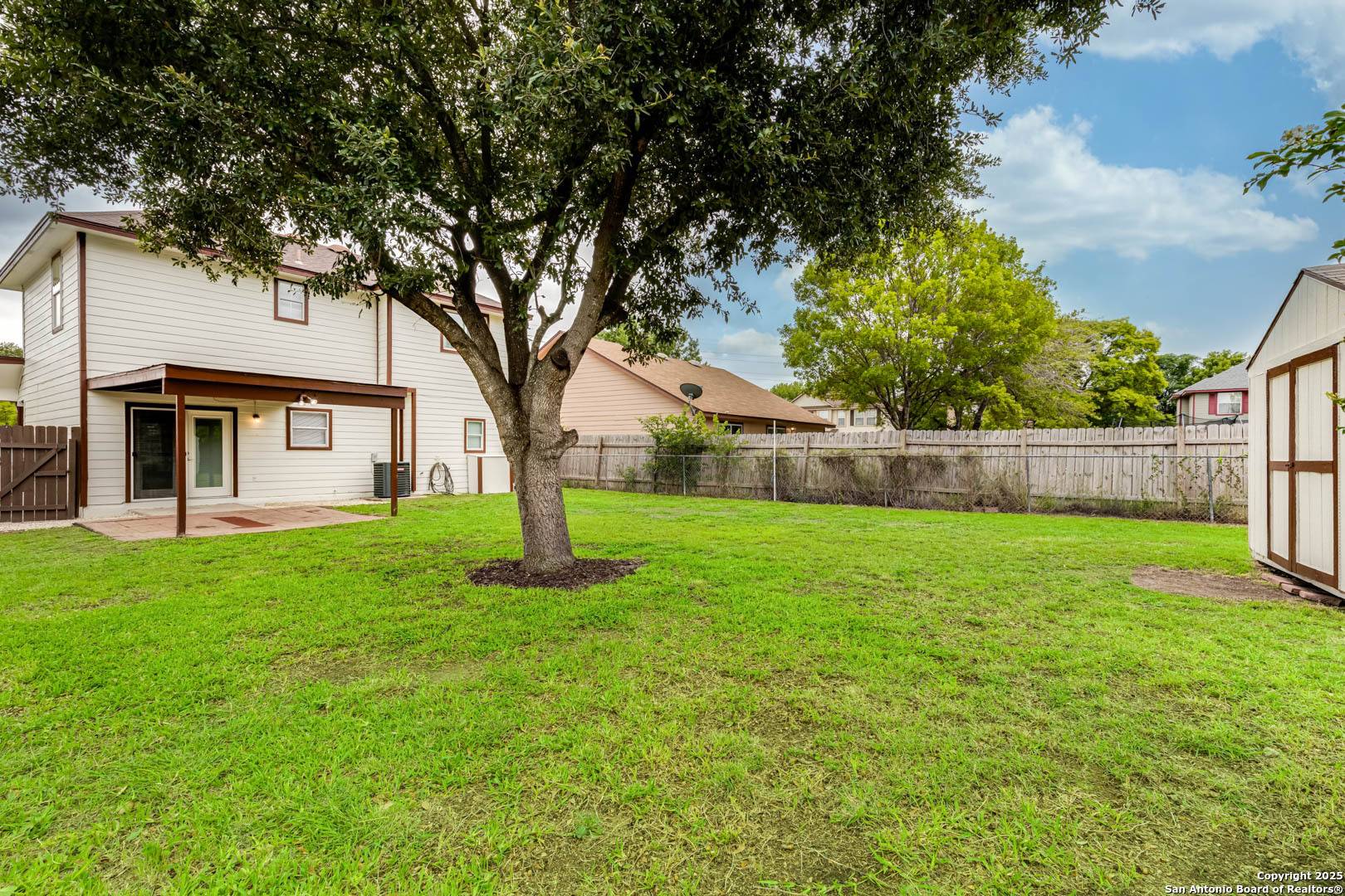 San Antonio, TX 78227,1915 Desert Willow