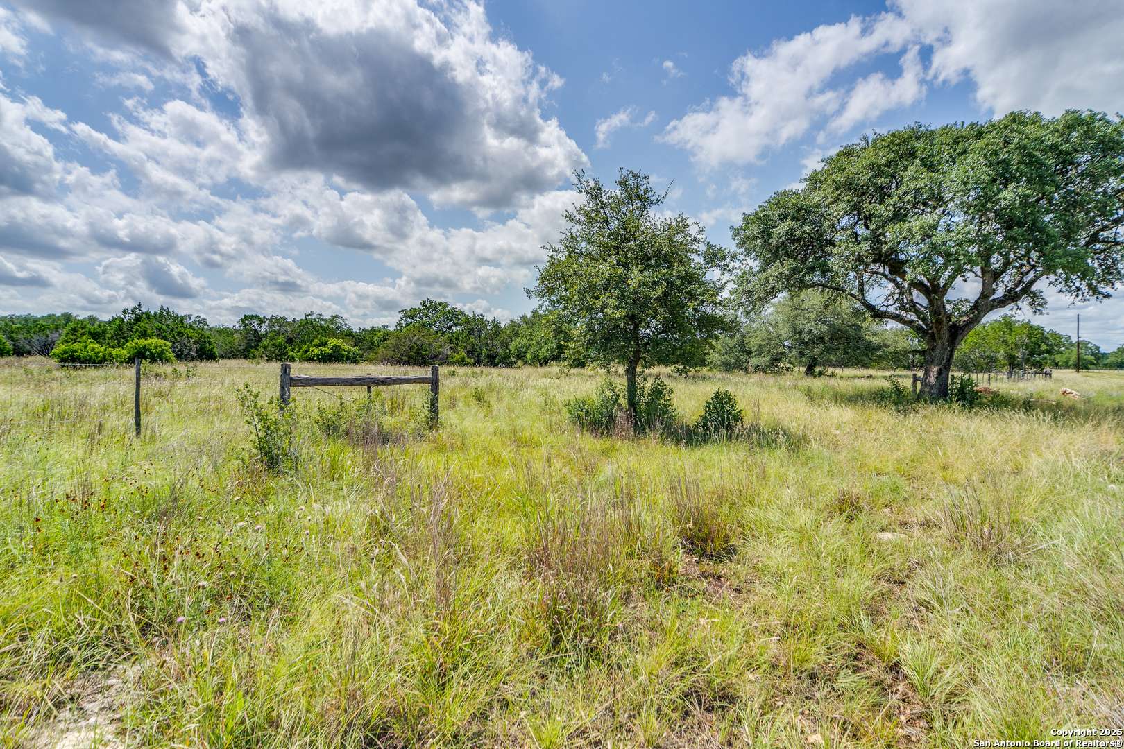 Bulverde, TX 78163,32624 Tierra Robles Drive
