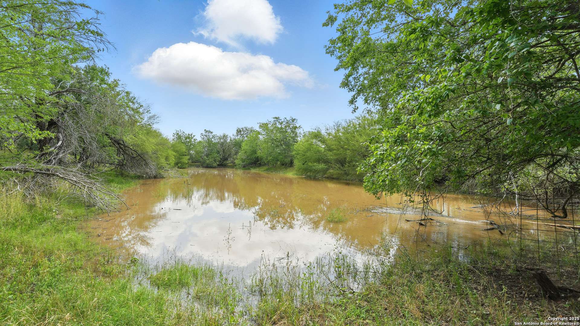 Stockdale, TX 78160,10142 Fm 537