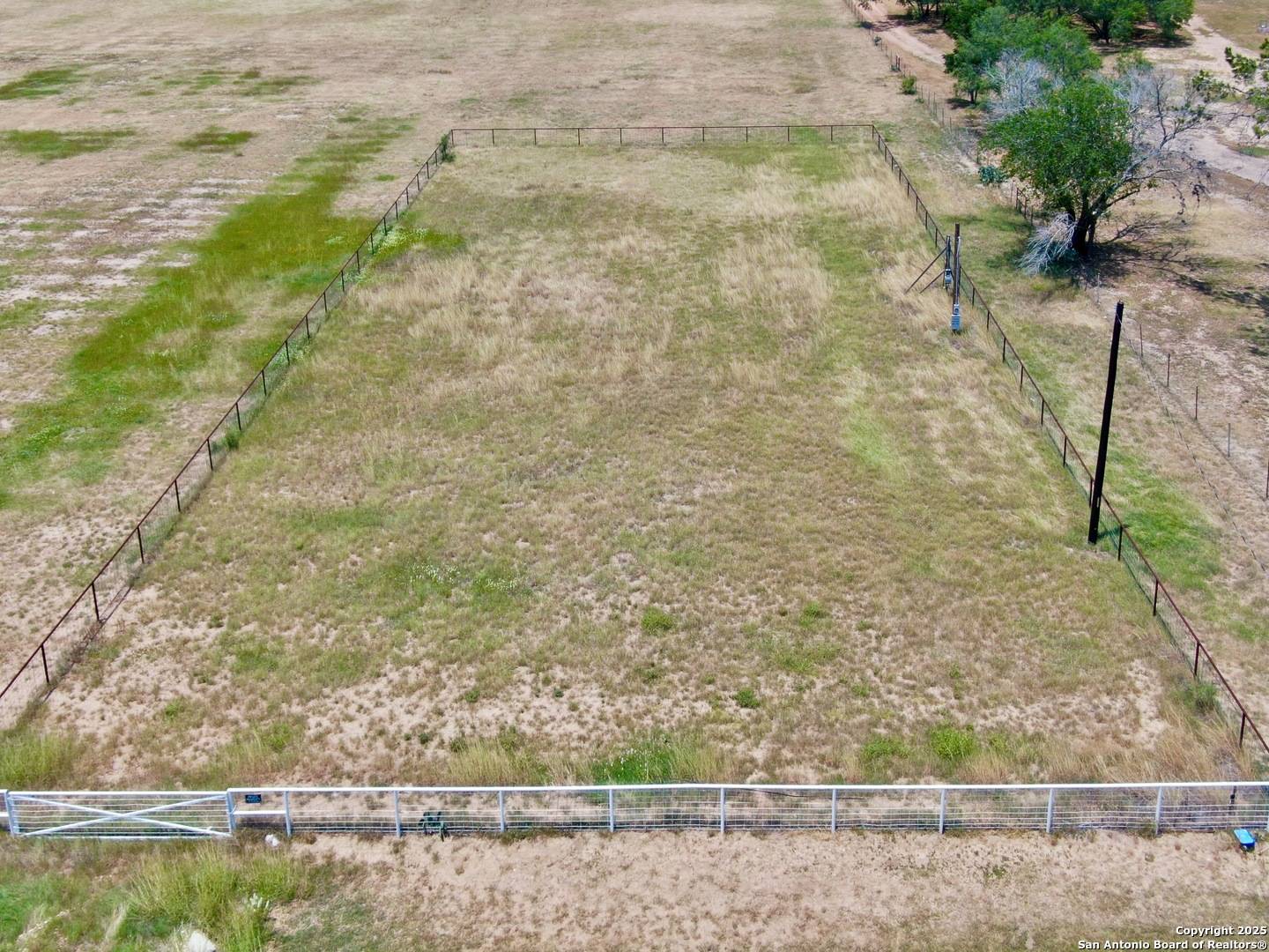 Atascosa, TX 78002,12555 #3 Briggs