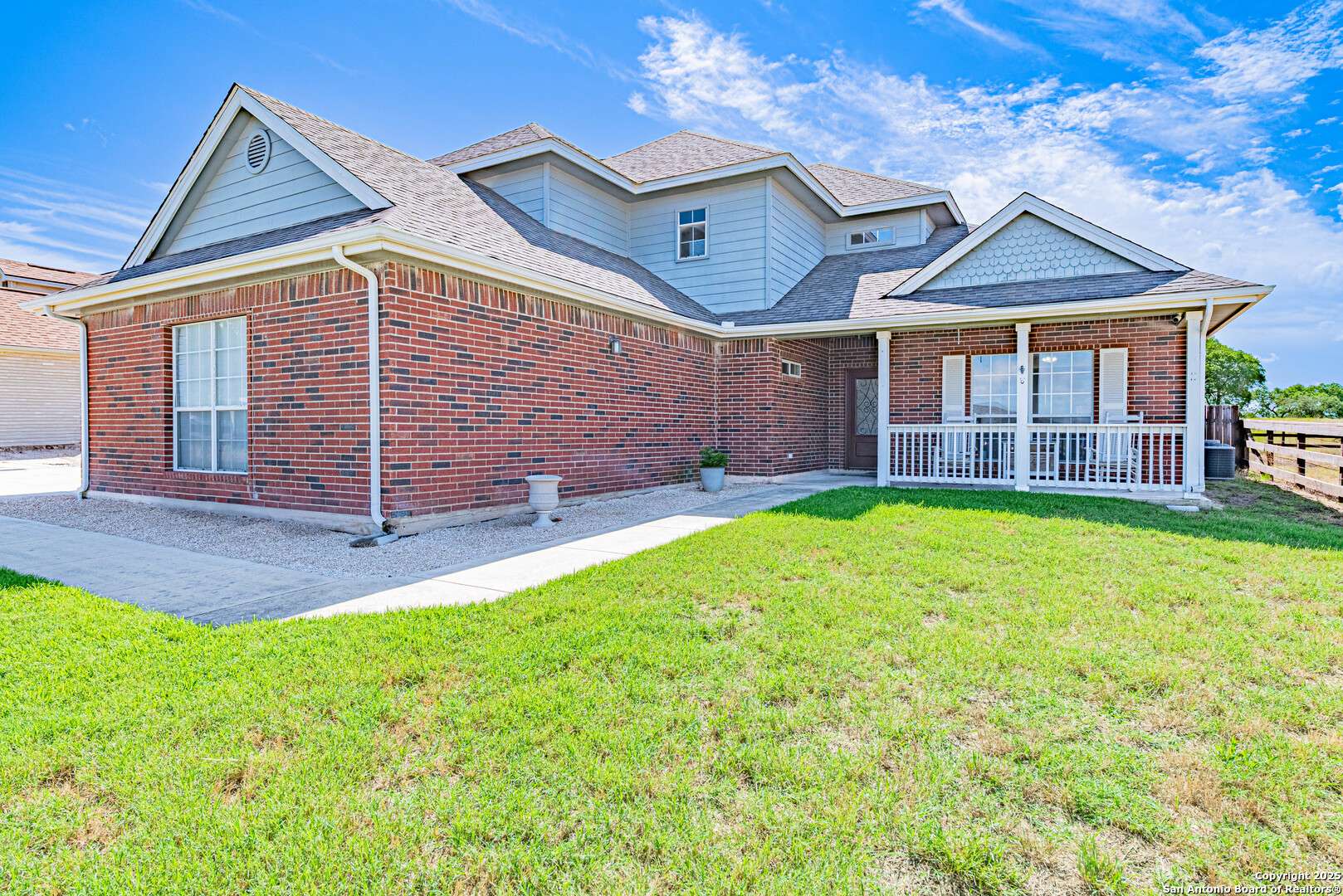 La Vernia, TX 78121,132 Las Palomas