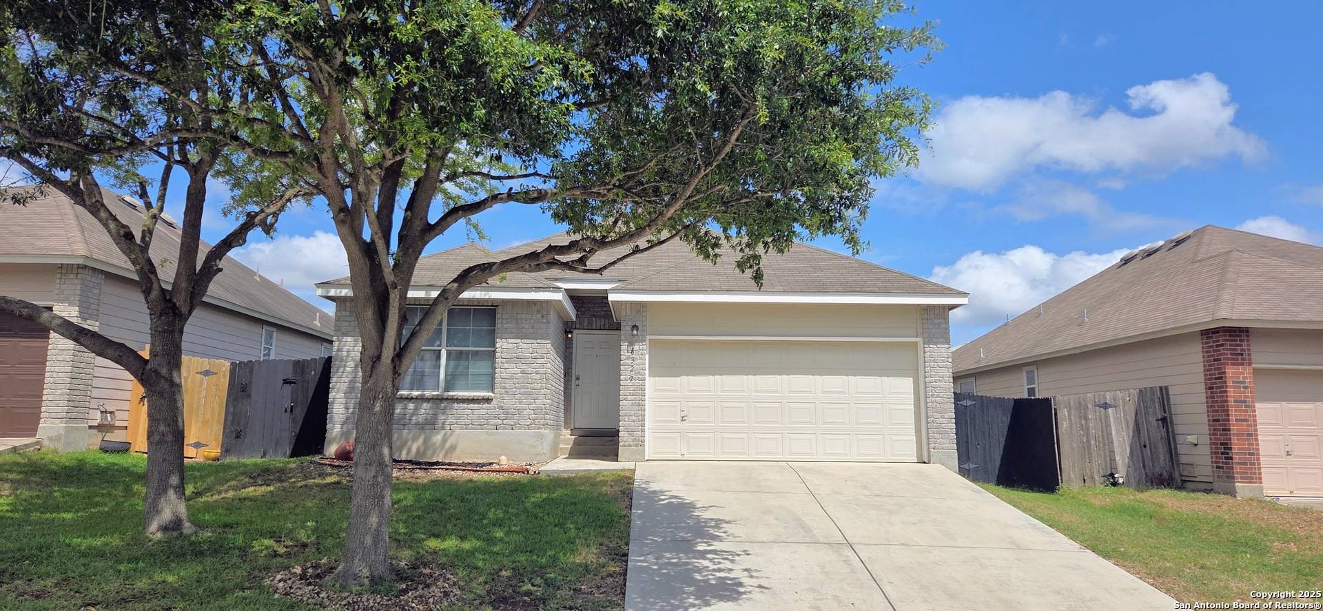 San Antonio, TX 78239,6327 Antares Park