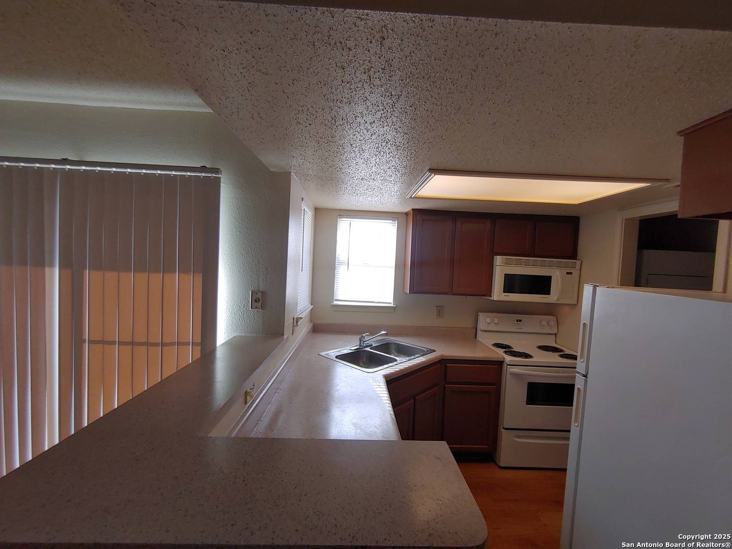 San Antonio, TX 78218,6351 Cambridge UNIT 4