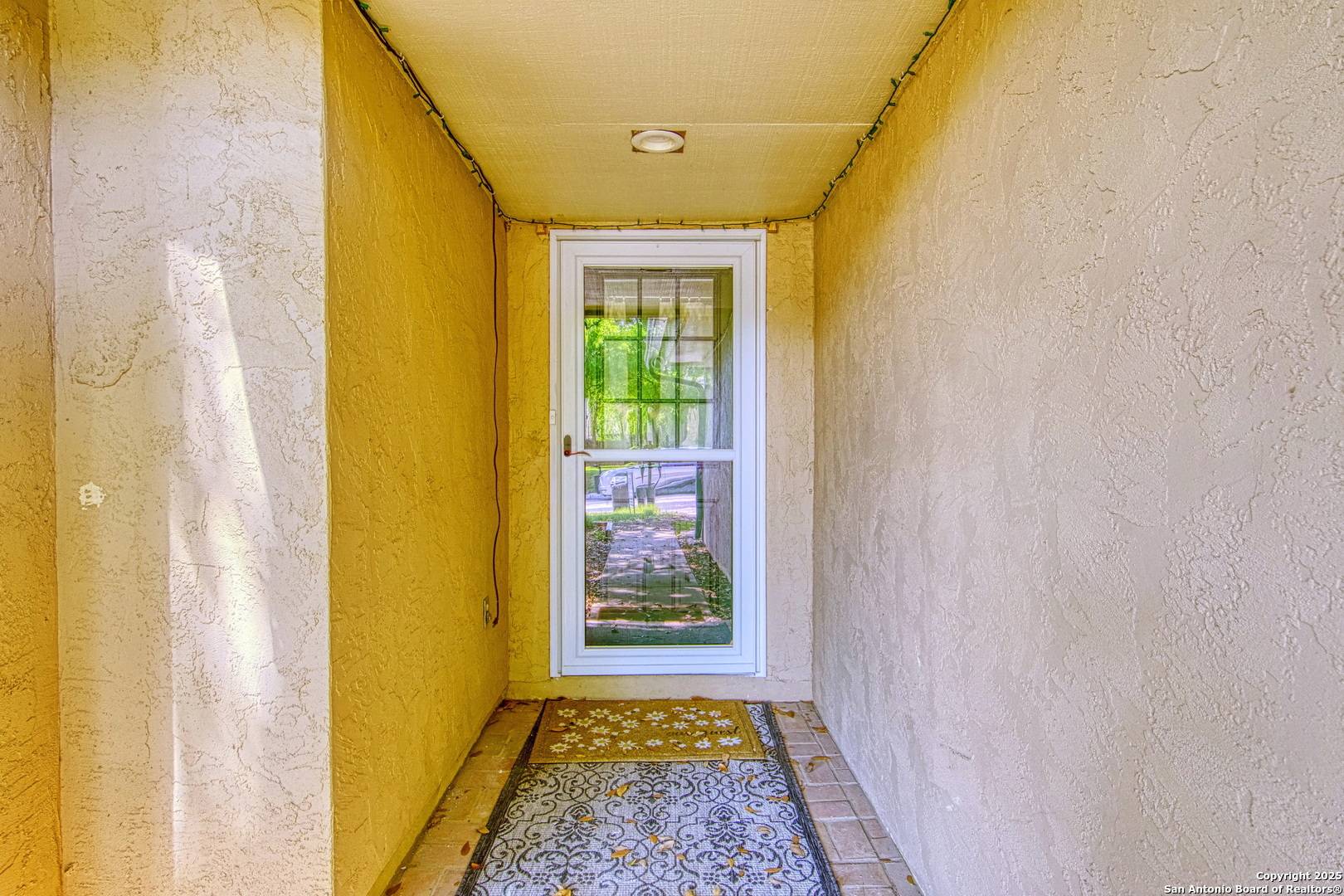 San Antonio, TX 78247,15018 Miss Ellie Dr
