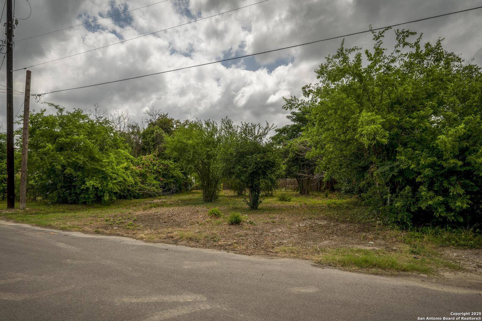 San Antonio, TX 78210,609 Meerscheidt