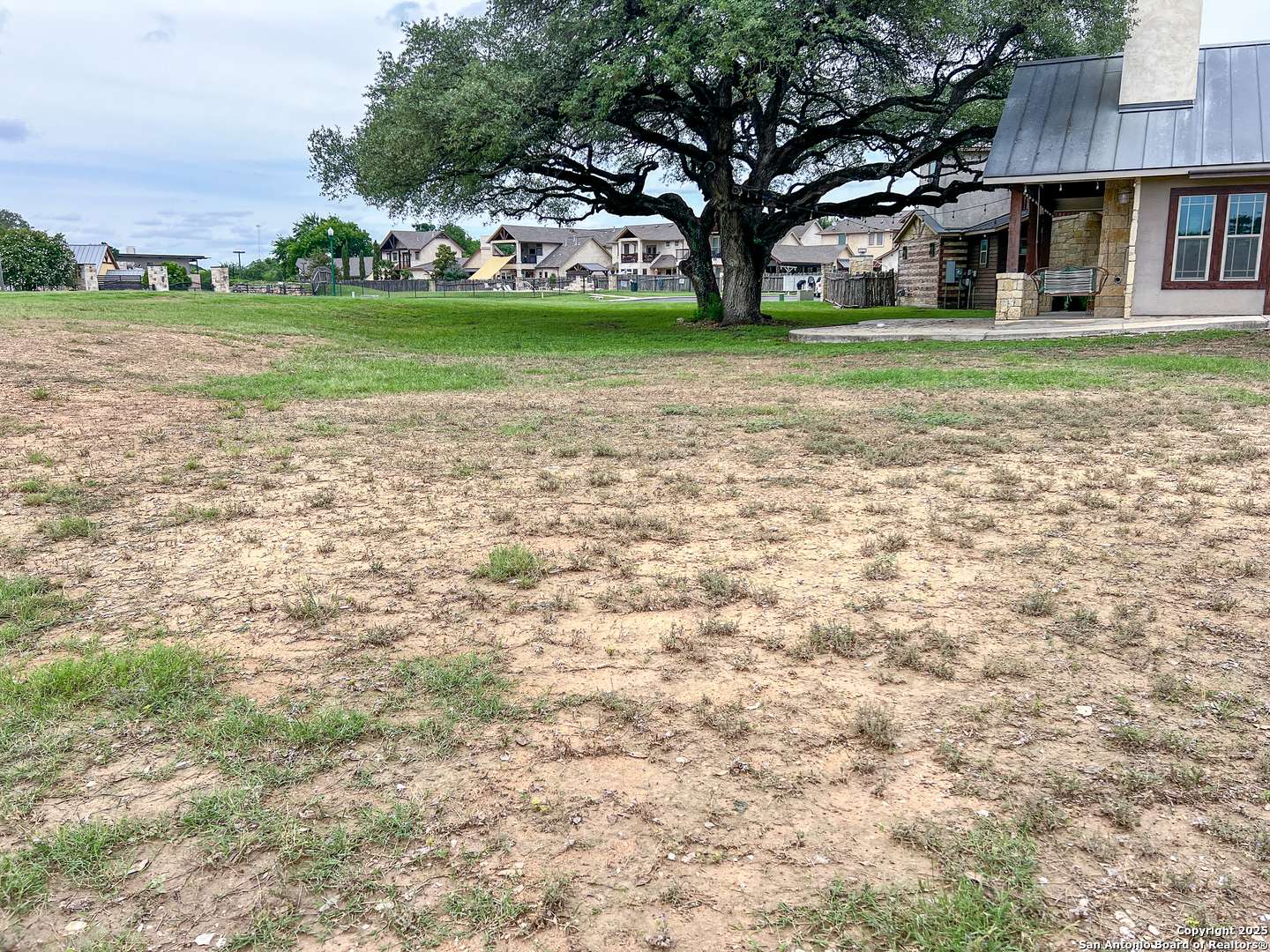 New Braunfels, TX 78130,1614 Gruene Vineyard