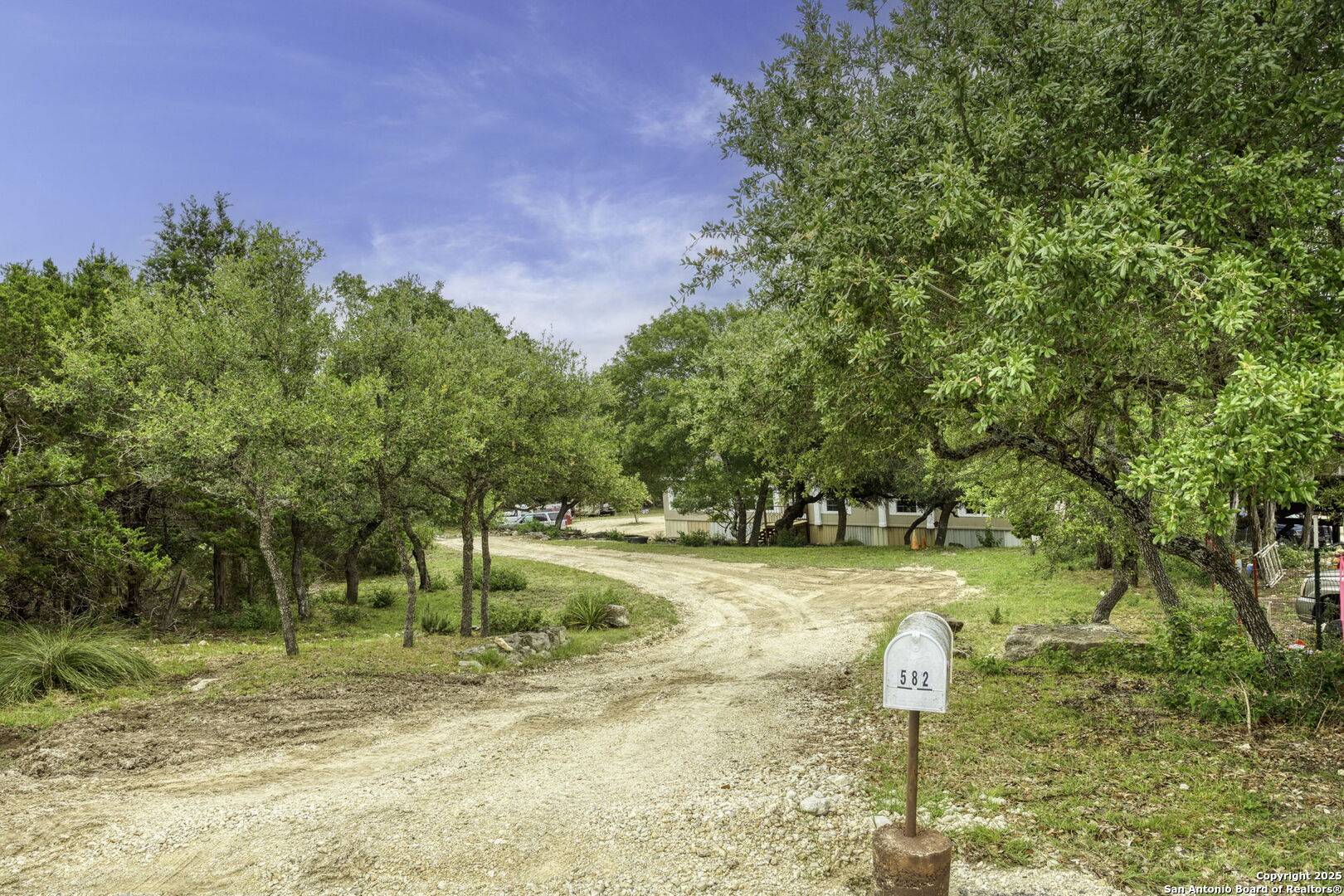 Bulverde, TX 78163,582 Short Circuit