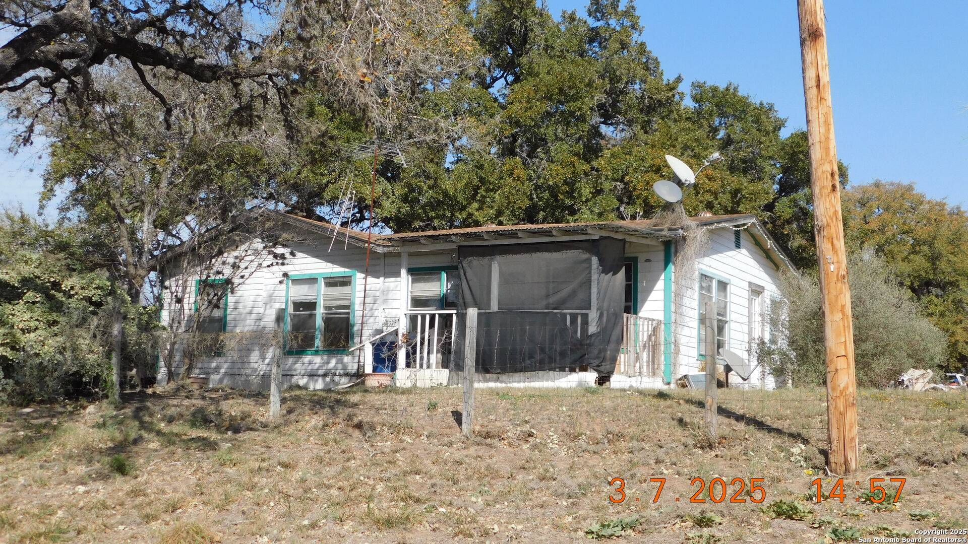 Pleasanton, TX 78064,210 Colwell