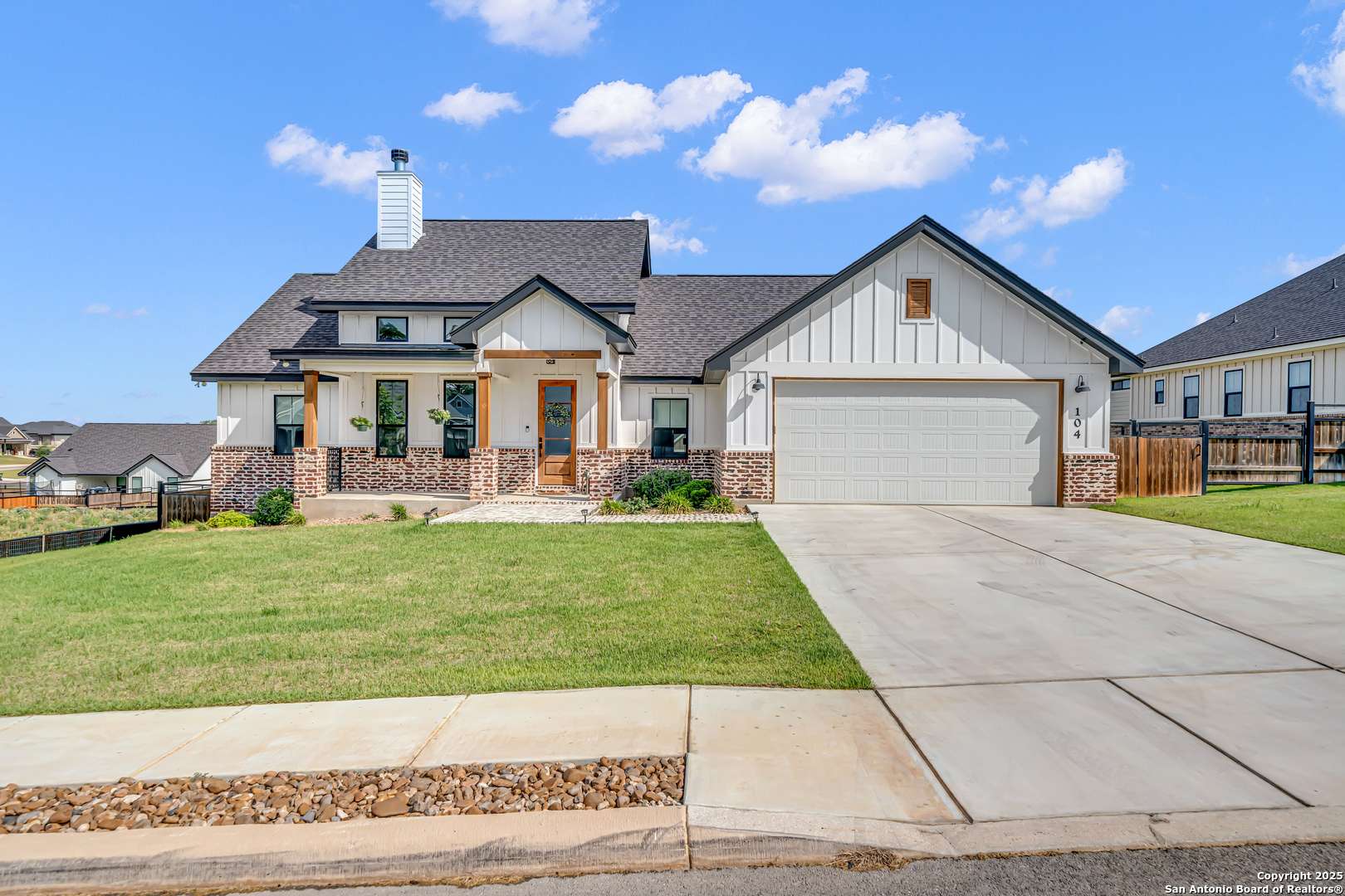 La Vernia, TX 78121,104 Bayberry Ct