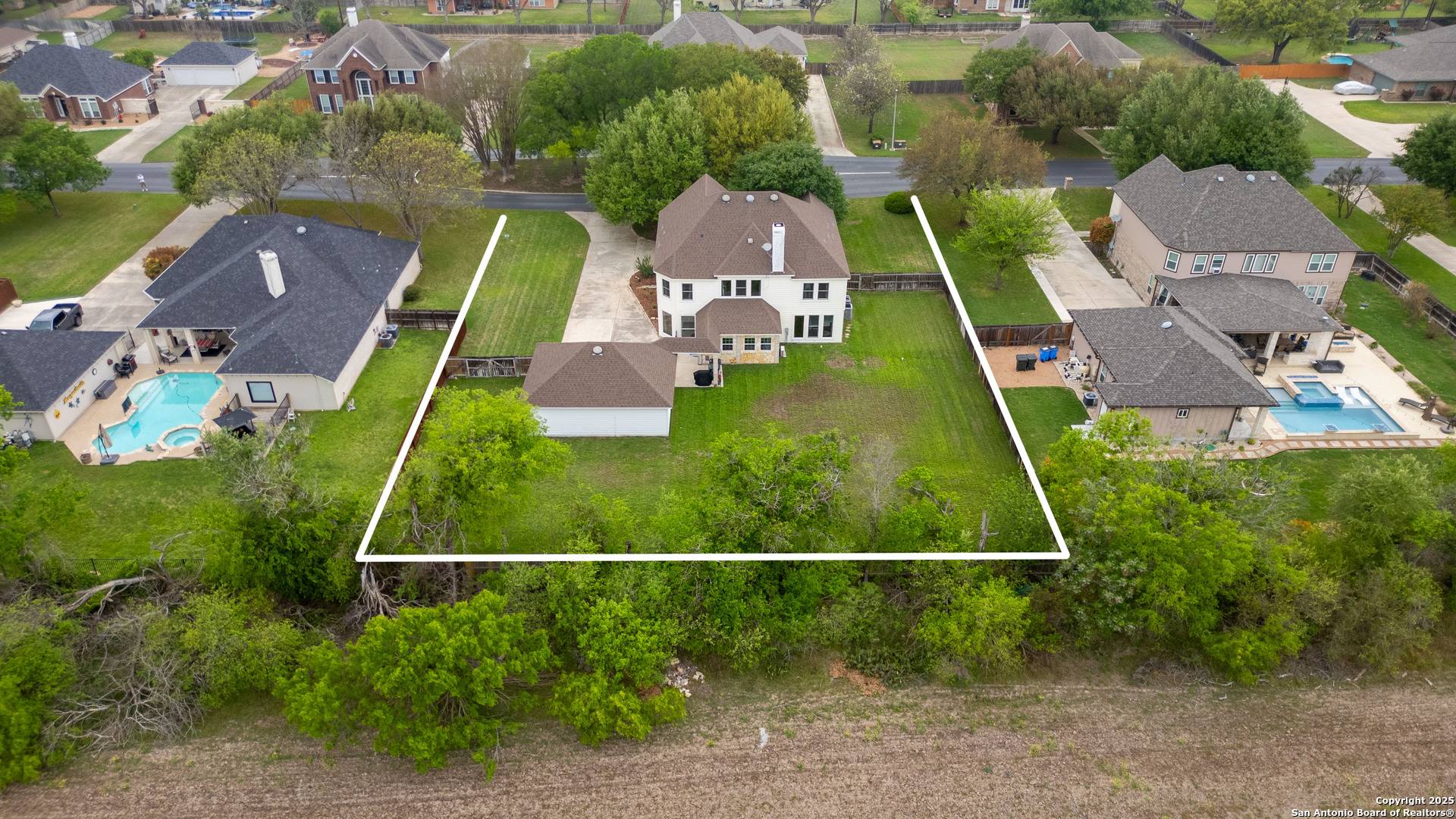 Seguin, TX 78155,147 Las Brisas