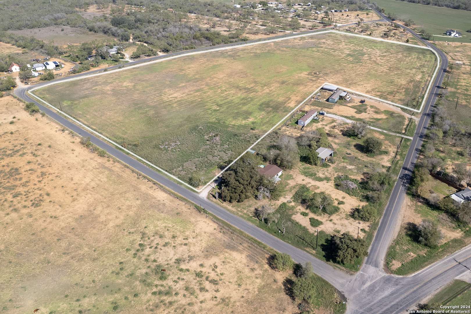 Somerset, TX 78069,19781 benton city