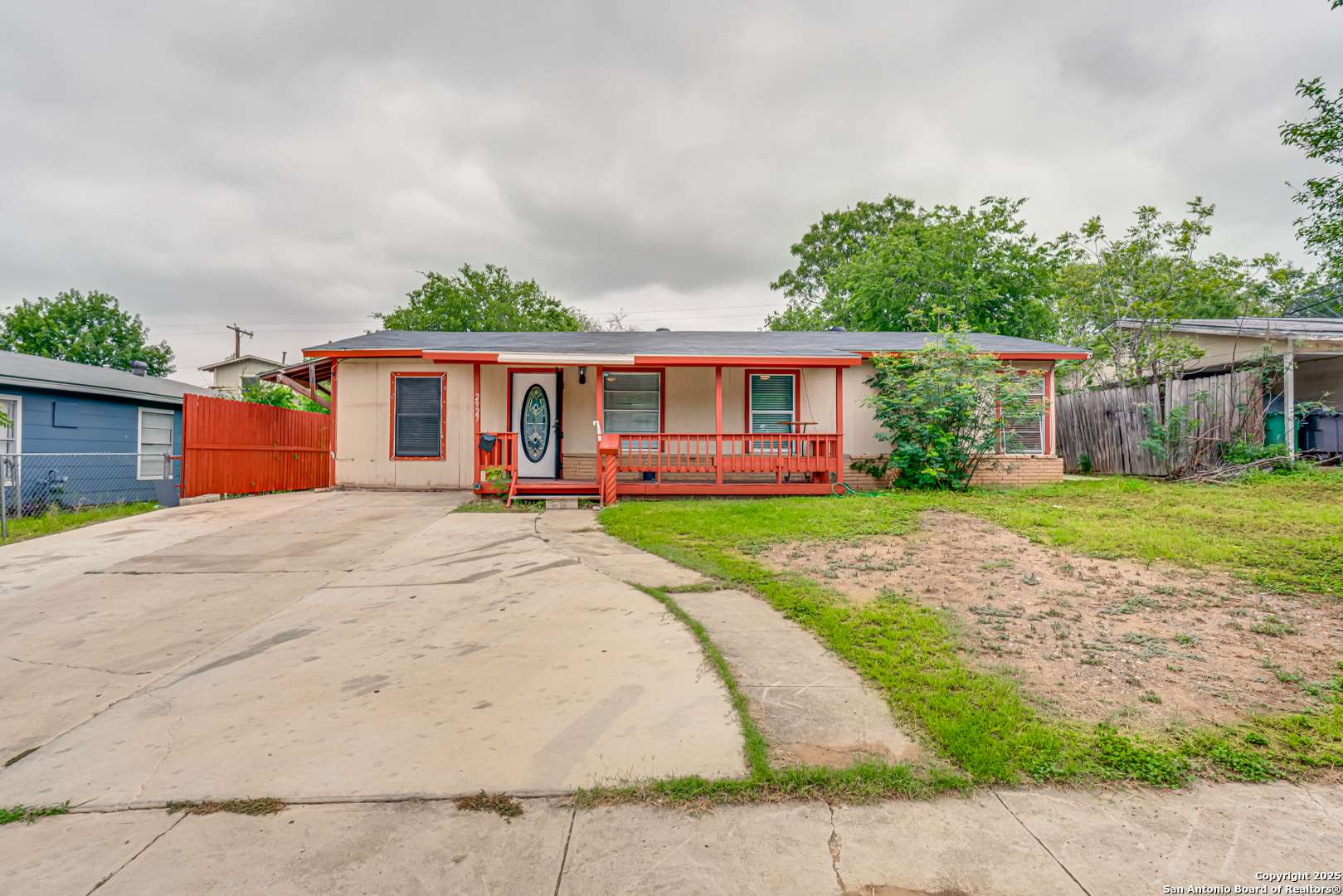 San Antonio, TX 78223,2927 Lasses