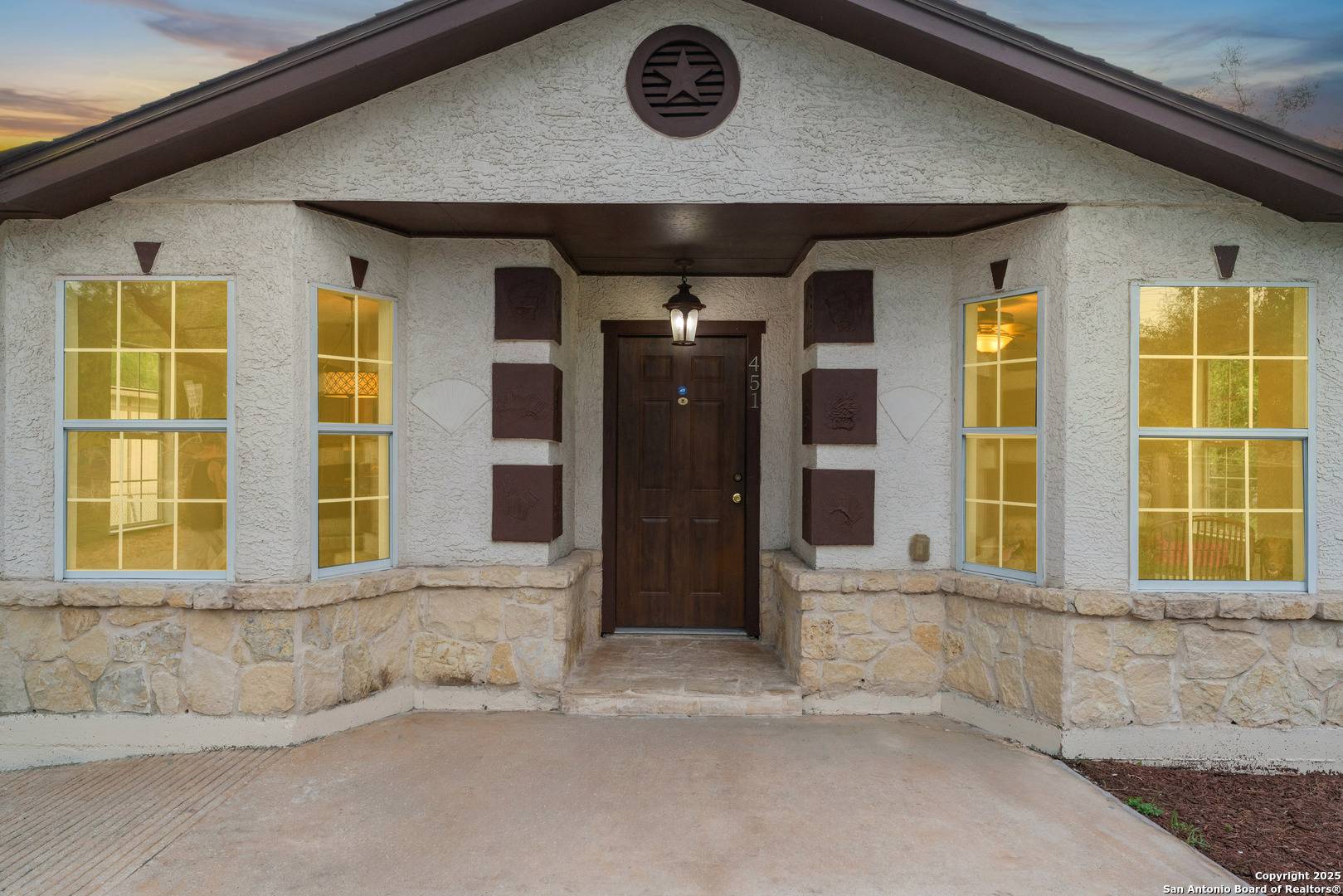 San Antonio, TX 78228,451 San Joaquin