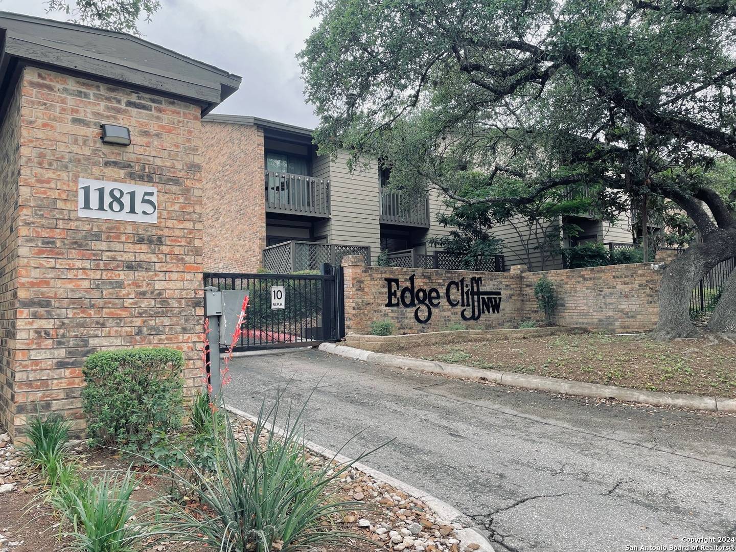 San Antonio, TX 78230-1605,11815 vance jackson UNIT 1605