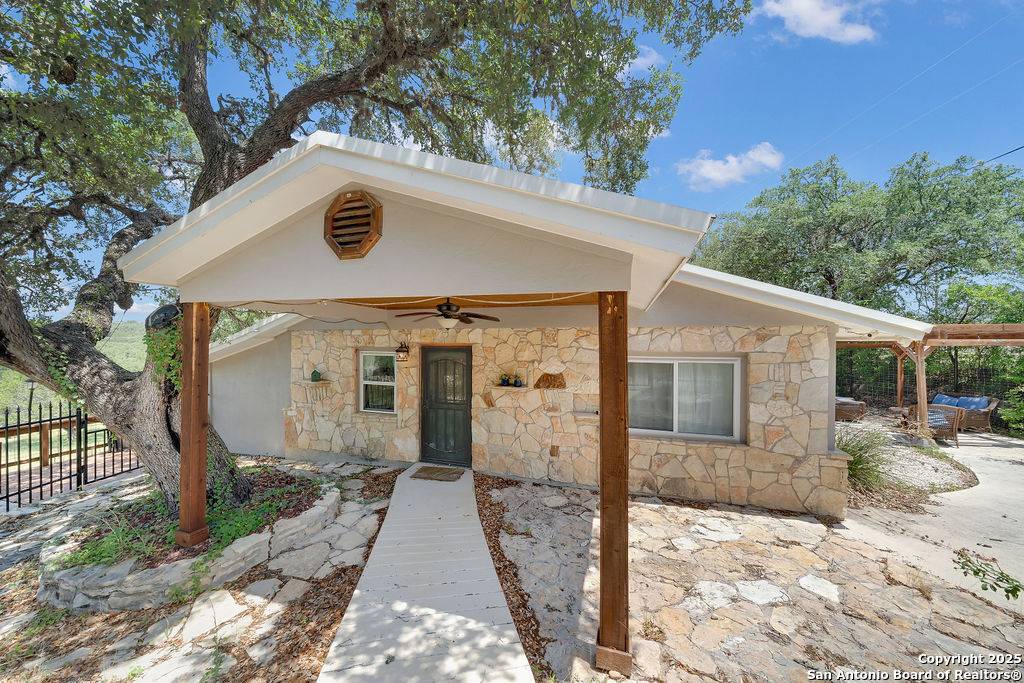 Canyon Lake, TX 78133,690 Windrush