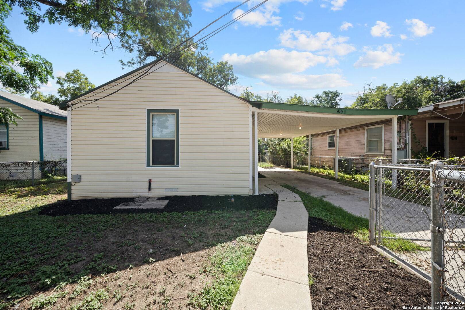 San Antonio, TX 78214-1330,410 WEINBERG AVE