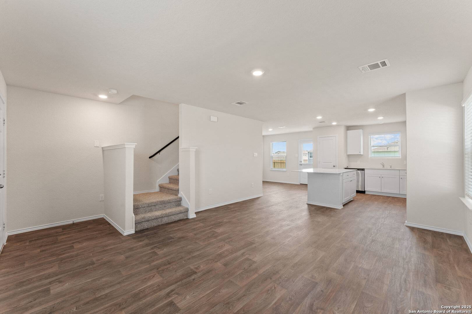 San Antonio, TX 78252,7330 Blue Moon Cove
