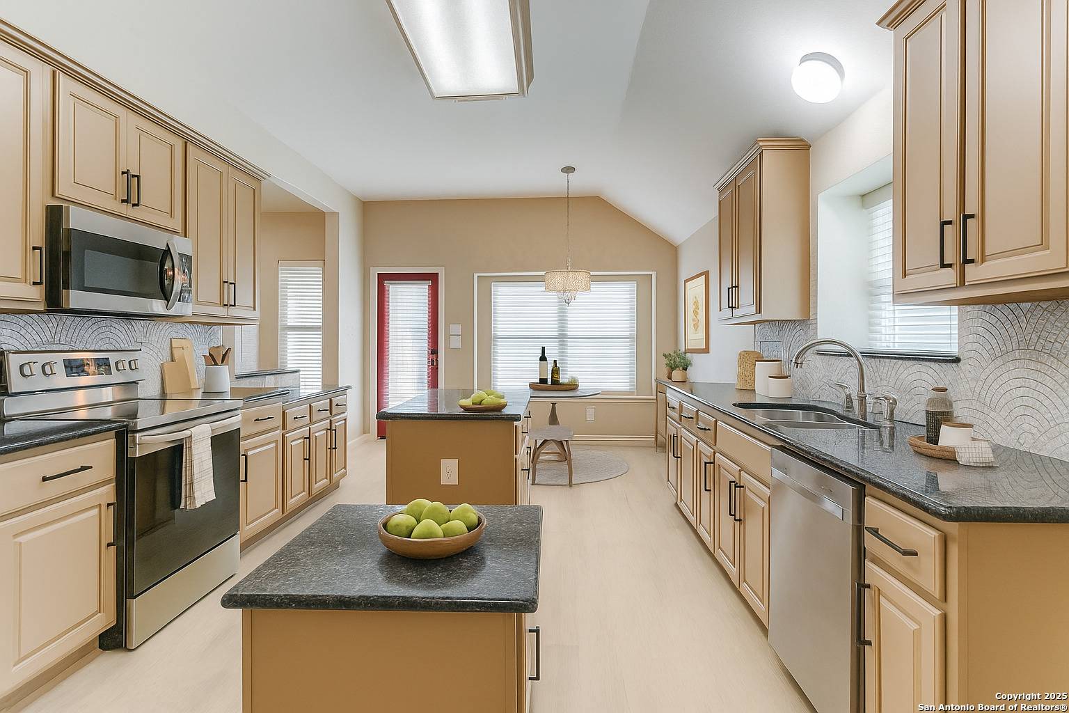 Selma, TX 78154,15608 York Ln