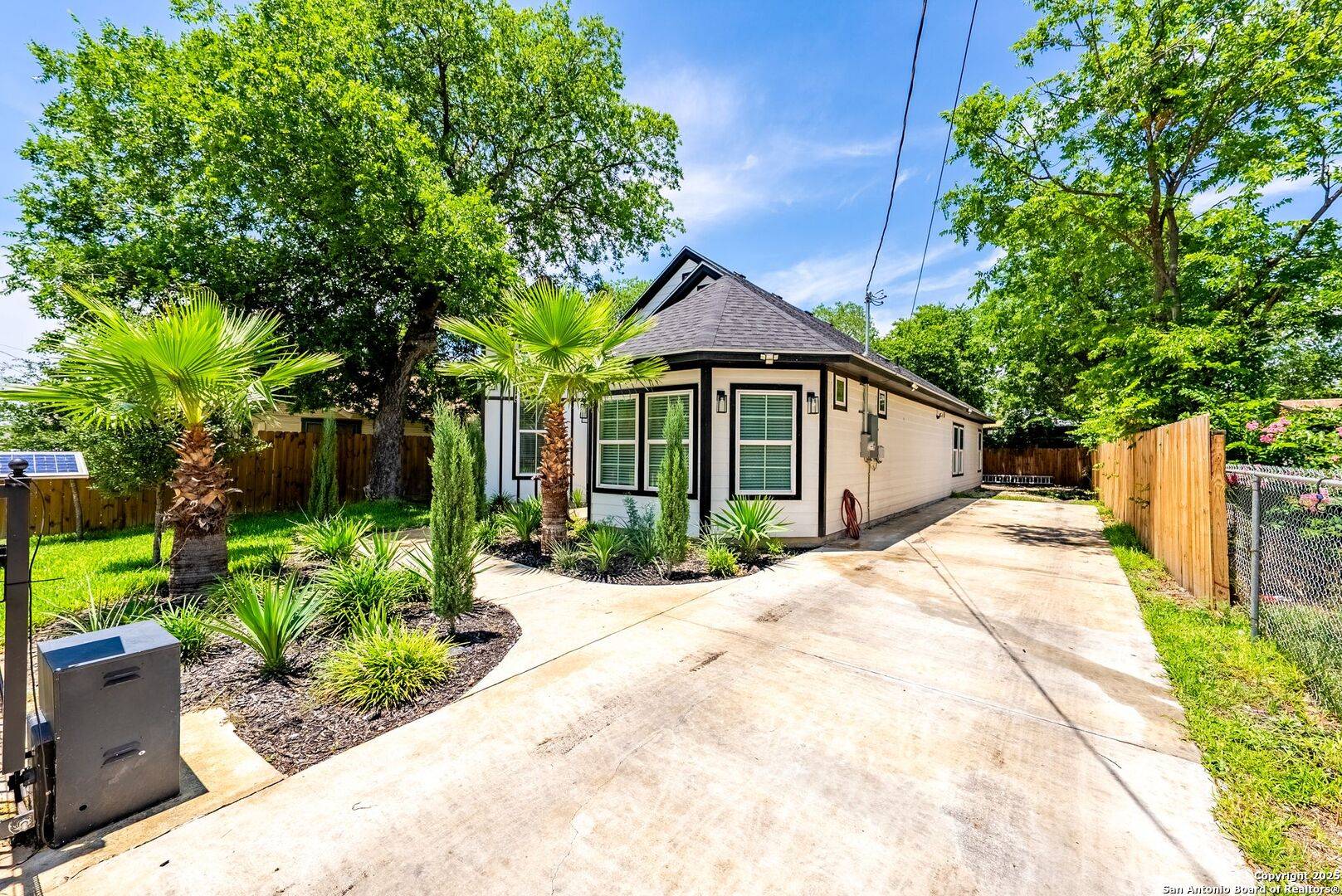 San Antonio, TX 78207,3307 Salinas