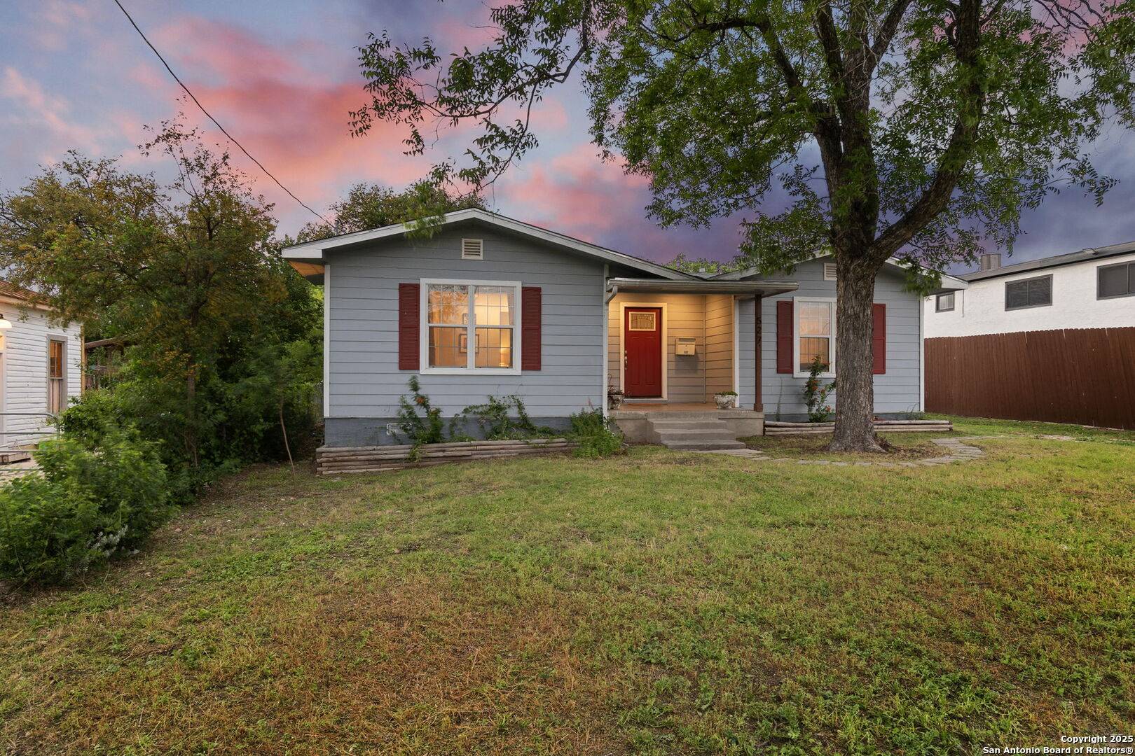 San Antonio, TX 78209,527 Eleanor Ave