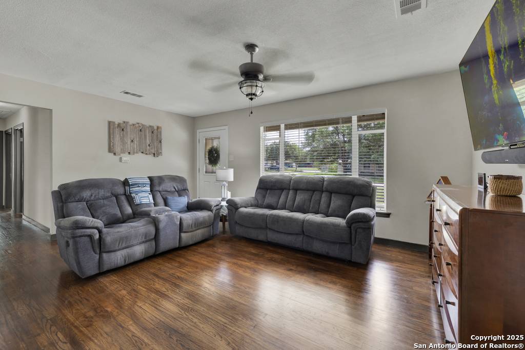 San Antonio, TX 78213,403 Dawnview Ln