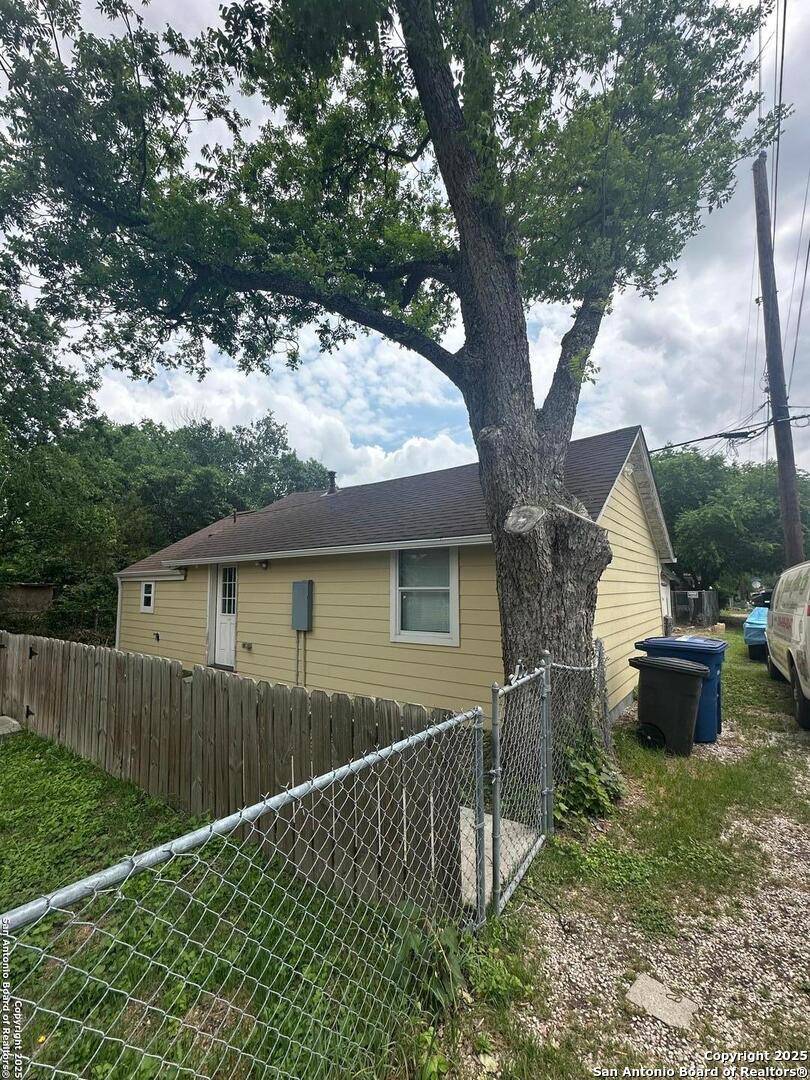 San Antonio, TX 78201,2032 Olmos UNIT 2